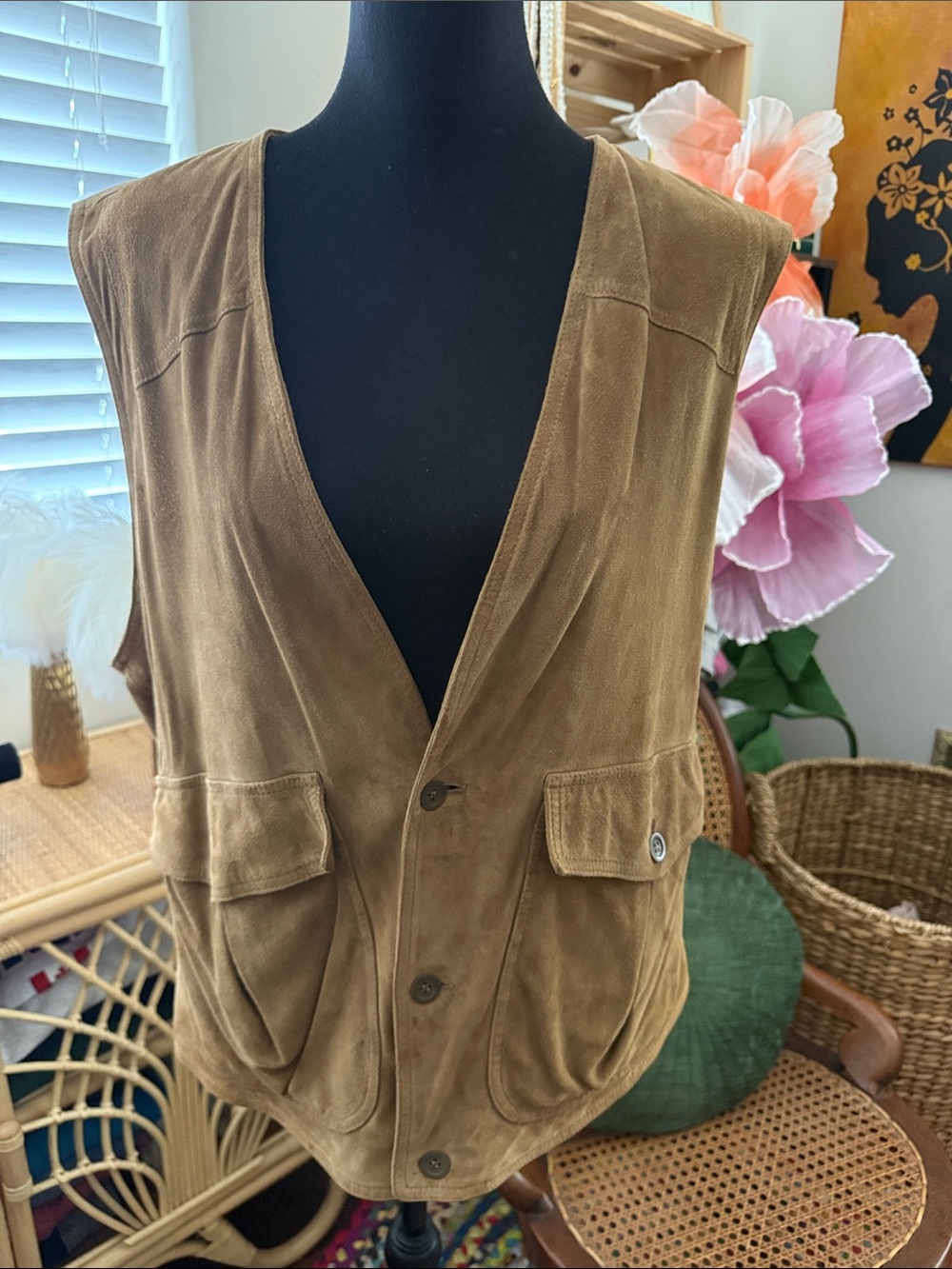 Vintage 80s/90s La Matta Tan Suede Leather Debossed Sporting Utility Safari Vest
